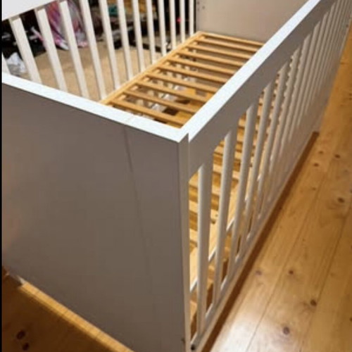 Bebejou Convertible Baby Cot Like New for Children Up to 6 Years