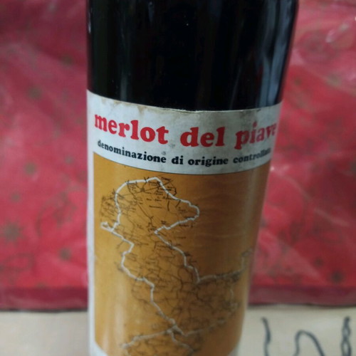 Merlot wine 1977