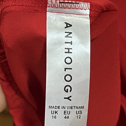 Blouse red XXL like new