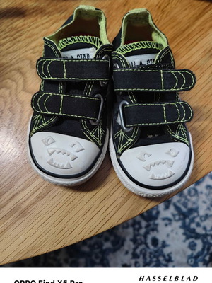 All Star Converse παιδικά σαν καινούργιο, νούμερο 22