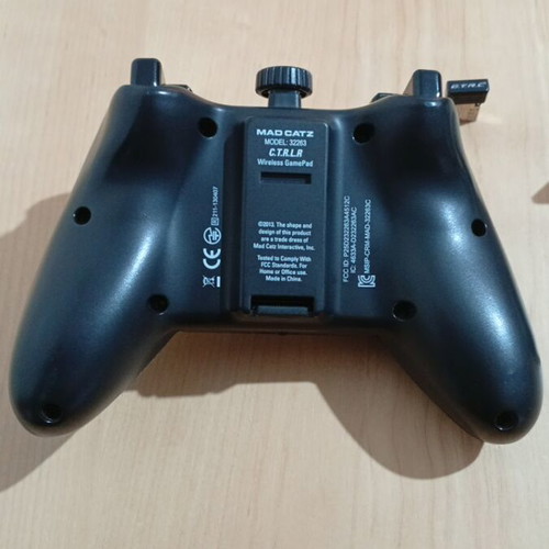 Mad Catz C.T.R.L.R Wireless Gamepad like new for PC and Android