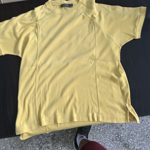 Bison T Shirt like new, yellow, size L