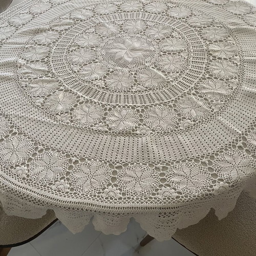 Machine Crochet Tablecloth new, thick and heavy fabric