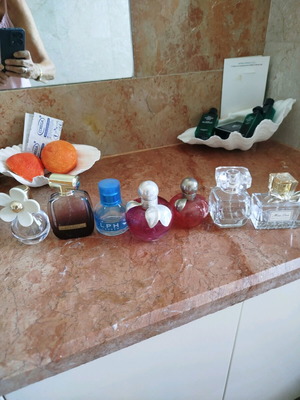 άδεια 9 μπουκαλάκια αρωματων 30 κ 50ml