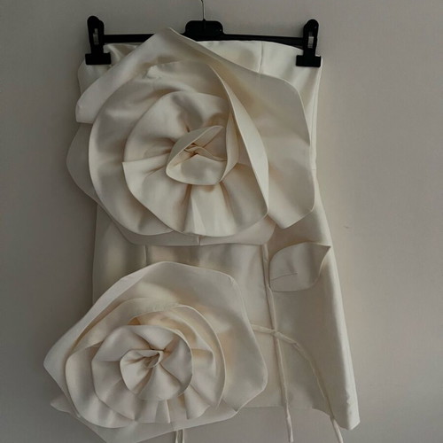 Wedding dress super mini ecru like new, satin with lace-up back
