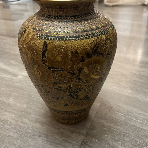 Satsuma Japanese ceramic vase set 1957, 2 pieces with authentic stamps