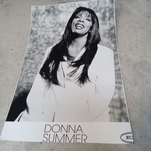 Donna Summer photo used, authentic from 1990s