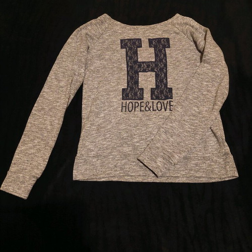 Terranova women's thin sweatshirt gray like new, size S