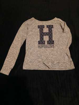 Λεπτό γυναικείο φούτερ Terranova γκρι σαν καινούργιο, μέγεθος S