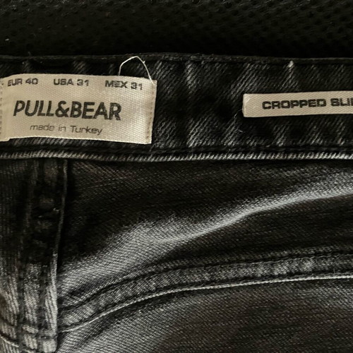 Pull and Bear cropped jeans like new, size 31, black and grey