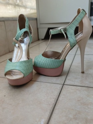 Axel women's high platform sandals like new, beige and pink, size 37