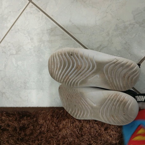 Baby shoes like new