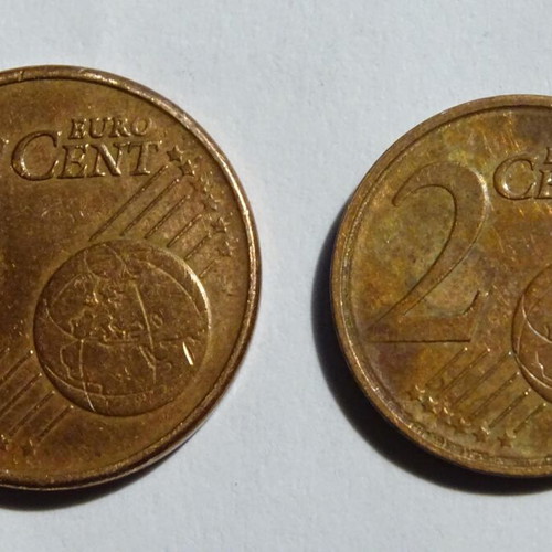 5 and 2 cents 2002 Greece used with many minting errors
