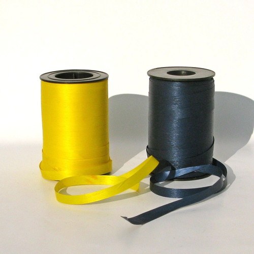 Wooden ribbons rolls, 23 pieces, blue and yellow, 1 cm width