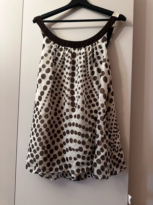 Silk top used, size L, vintage with bead details