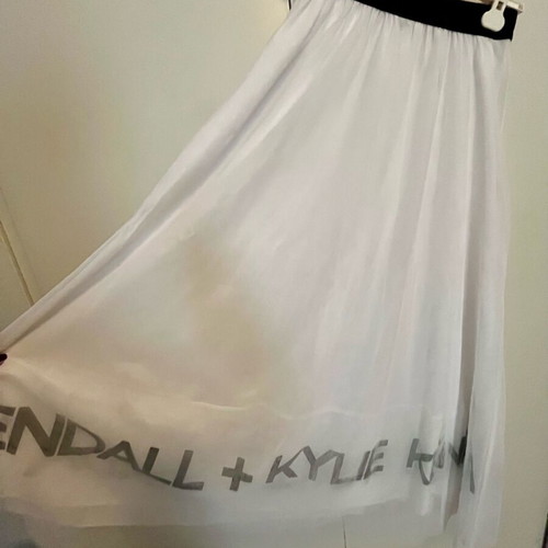 Maxi φούστα Kendall & Kylie από λευκό τούλι σαν καινούργια, μέγεθος S