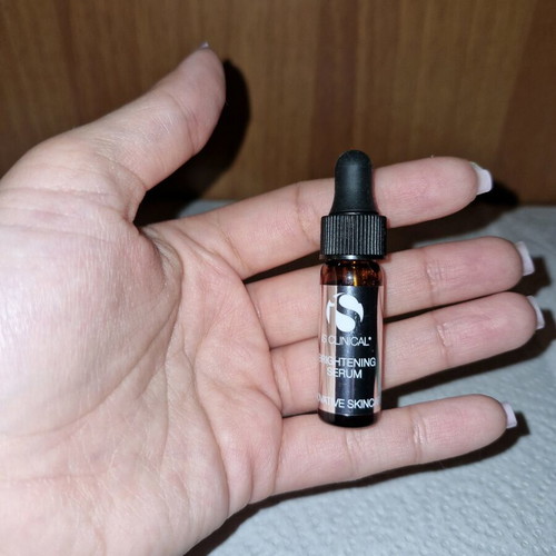 Brightening Serum sample by is clinical new 3.75ml