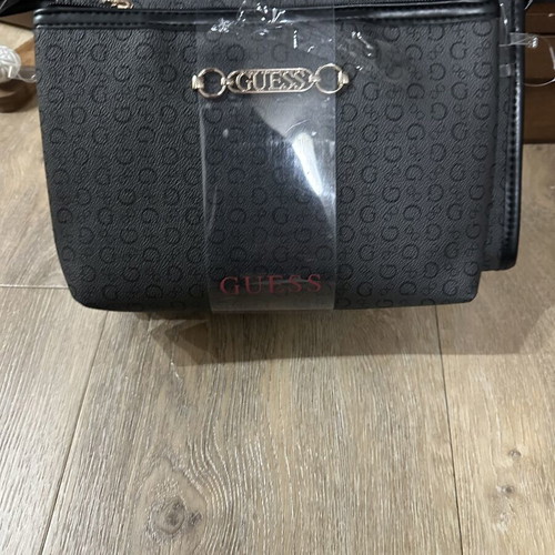 Guess set handbags authentic new black