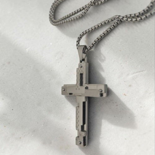 Multilayer heavy cross 8 grams 6 cm silver color new