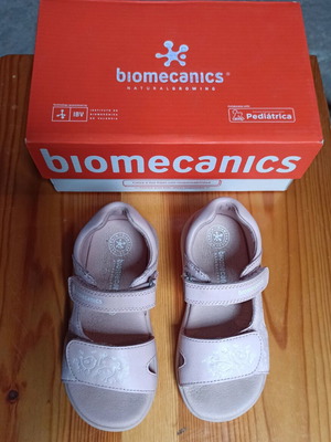 Biomecanics children's leather sandals used No25 pink