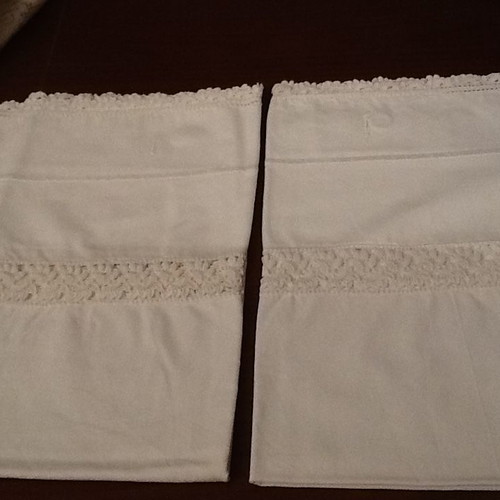 Pair of Pillowcases New Handmade Lace Haseden