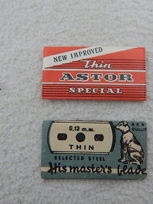 Old razor blades pack of 2 like new