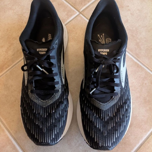 Brooks Hyperion Tempo running shoes size 44.5, black