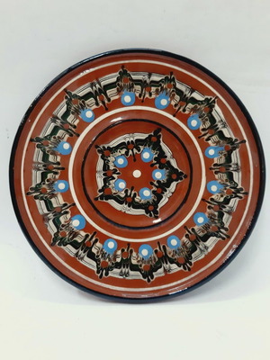 Bulgarian vintage ceramic plate like new, 20 cm, handpainted
