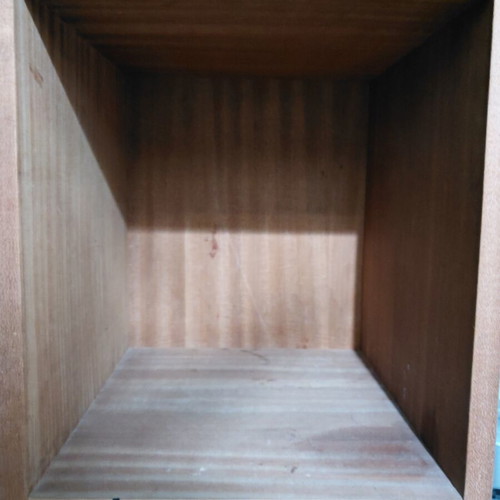 Bookshelf, height 1.85m, width 0.30m, depth 0.30m