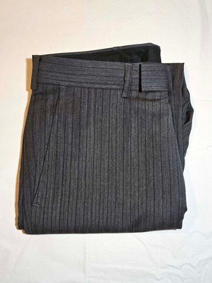 Boss Hugo Boss men's suit pants gray striped size M like new