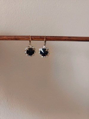 Feux rosette earrings new