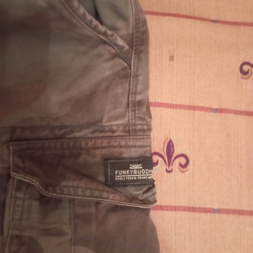 Funky Buddha cargo shorts camouflage, size 40