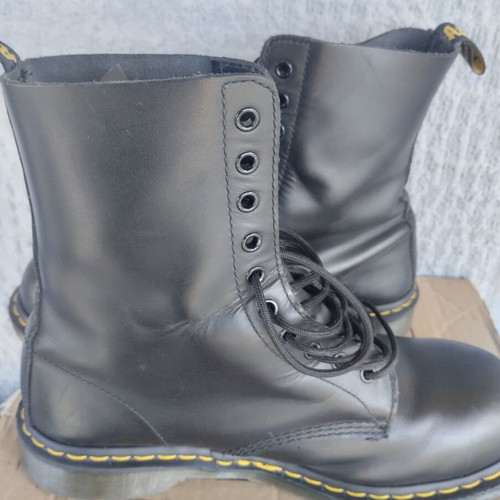 Dr. Martens 1919 Steel Toe Leather Boots size 45 like new, black