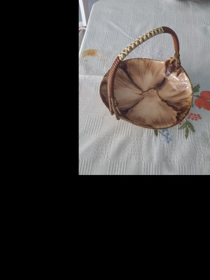 Ceramic fontaniera like new, dimensions 16x10cm