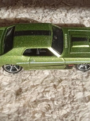 HotWheels toy car green 5cm like new