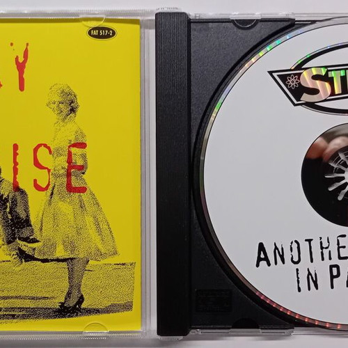 Strung Out Another Day In Paradise CD like new, rock