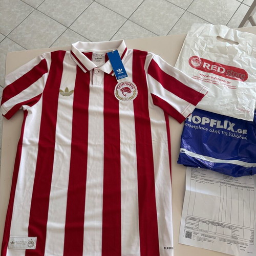 Olympiakos Anniversary Jersey medium authentic, unworn