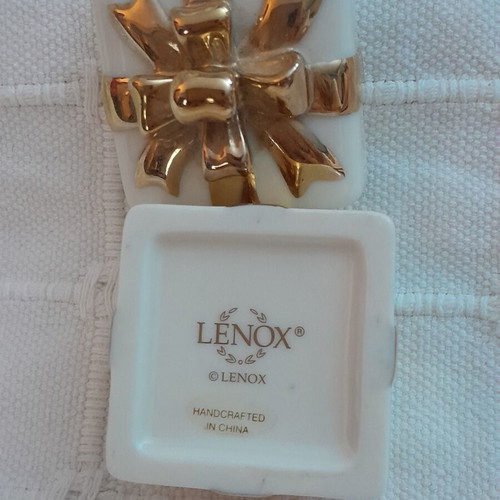 Porcelain box Lenox used