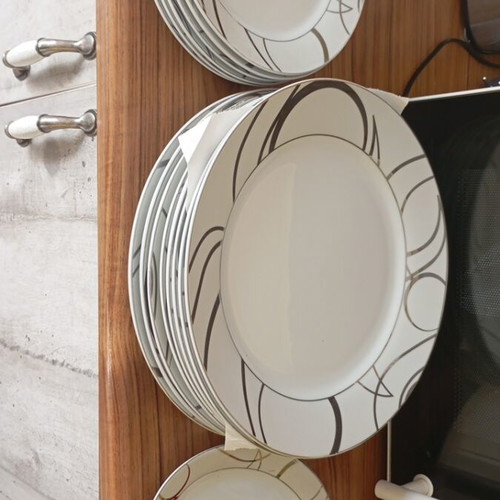 Accent porcelain dish set like new, 8 large, 6 small, 1 platter
