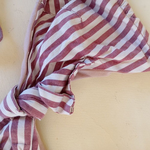Striped pink bikini top Oysho like new, size S