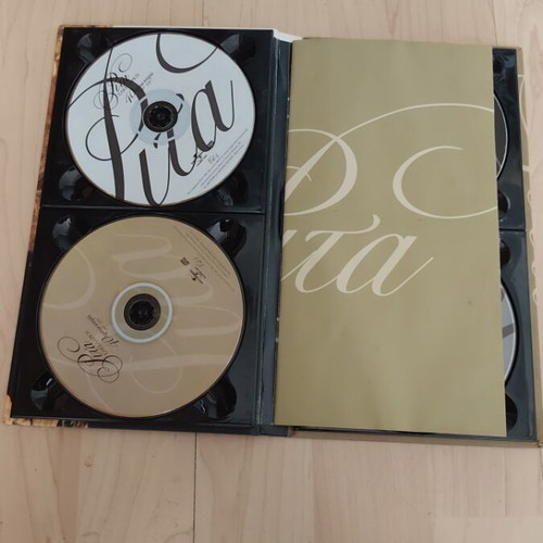 CD collections used, 6 sets of 4 plus 1 gift set of 3