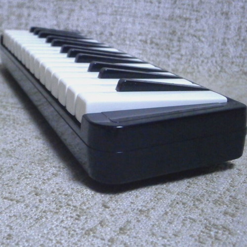 Hohner Melodica Piano 27 Vintage Made in Germany New with Case
