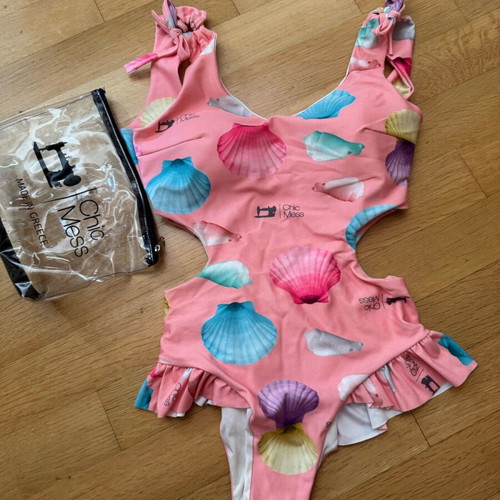 Chic Mess one-piece swimsuit like new, multicolor