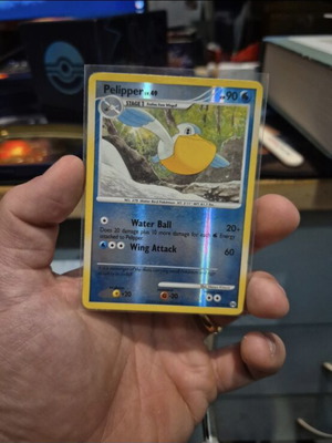 Pelipper 45 Reverse Holo card used, very good condition