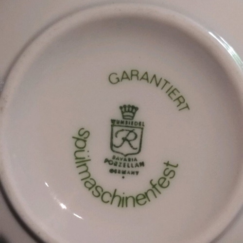 Bavarian porcelain dinnerware set new, 70 pieces