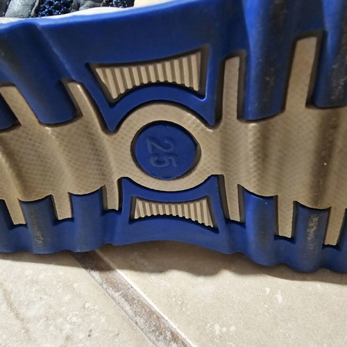 Children's leather sandals size 25, blue, used