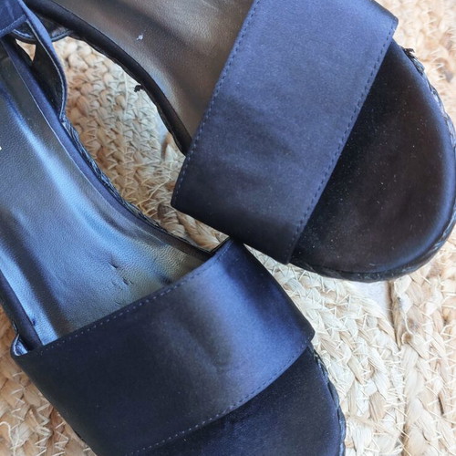 FlyFor Espadrille Platform Sandals like new, size 37, black and beige