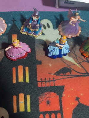 Princess figures like new, set