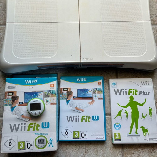 Wii Balance Board with Wii Fit and Wii Fit U like new
