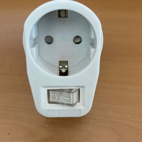 Socket with switch Mac 3500watt lightly used